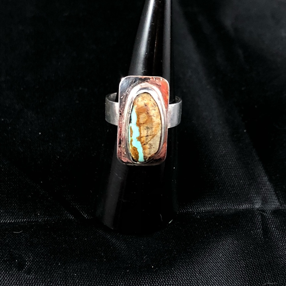 Royston Natural Ribbon Turquoise Silver Ring C1-21